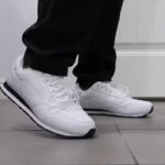 How to select best tennis shoes for vet techs