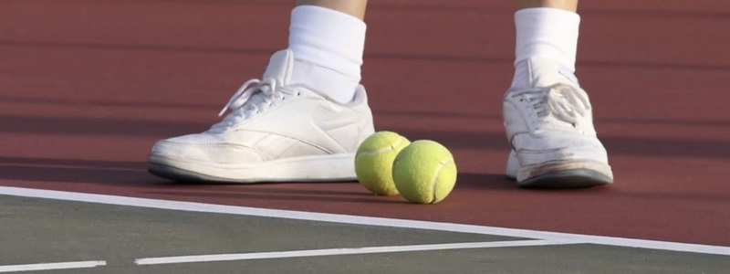 How to Select the Best Cheap Tennis Shoes